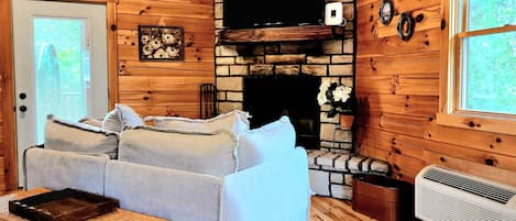 TV, fireplace, offices
