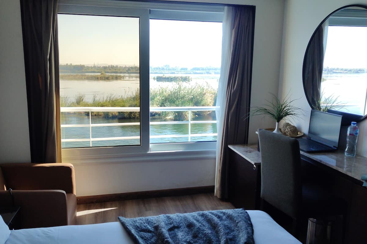 1 bedroom, minibar, in-room safe, desk