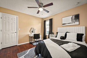 5 soverom, strykejern/-brett, wi-fi og sengetøy