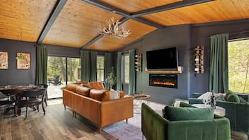 TV connectée, cheminée