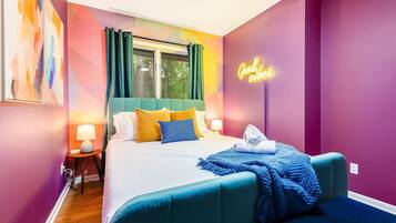 6 bedrooms, iron/ironing board, free WiFi, bed sheets