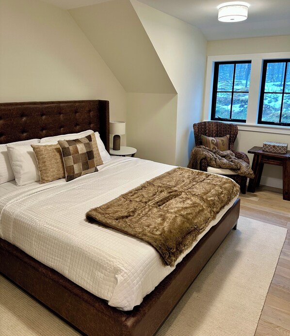 5 bedrooms, free WiFi, bed sheets