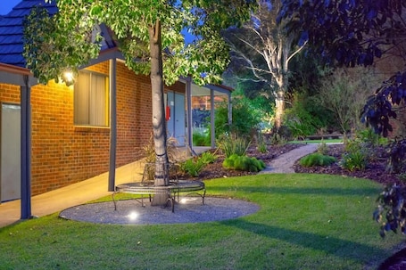 Vista desde la habitación. Blazing Stump Motel & Suites