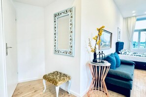 Interior - 3BR Apartment; Near Atzgersdorf Park, 11-Min Walk (Vienna)