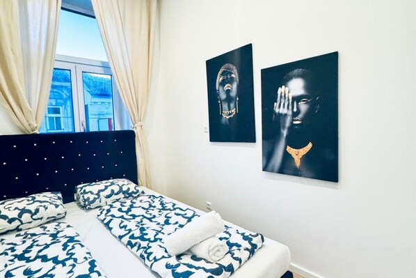 1 bedroom, WiFi, bed sheets