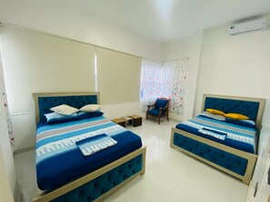 2 bedrooms, travel crib, free WiFi