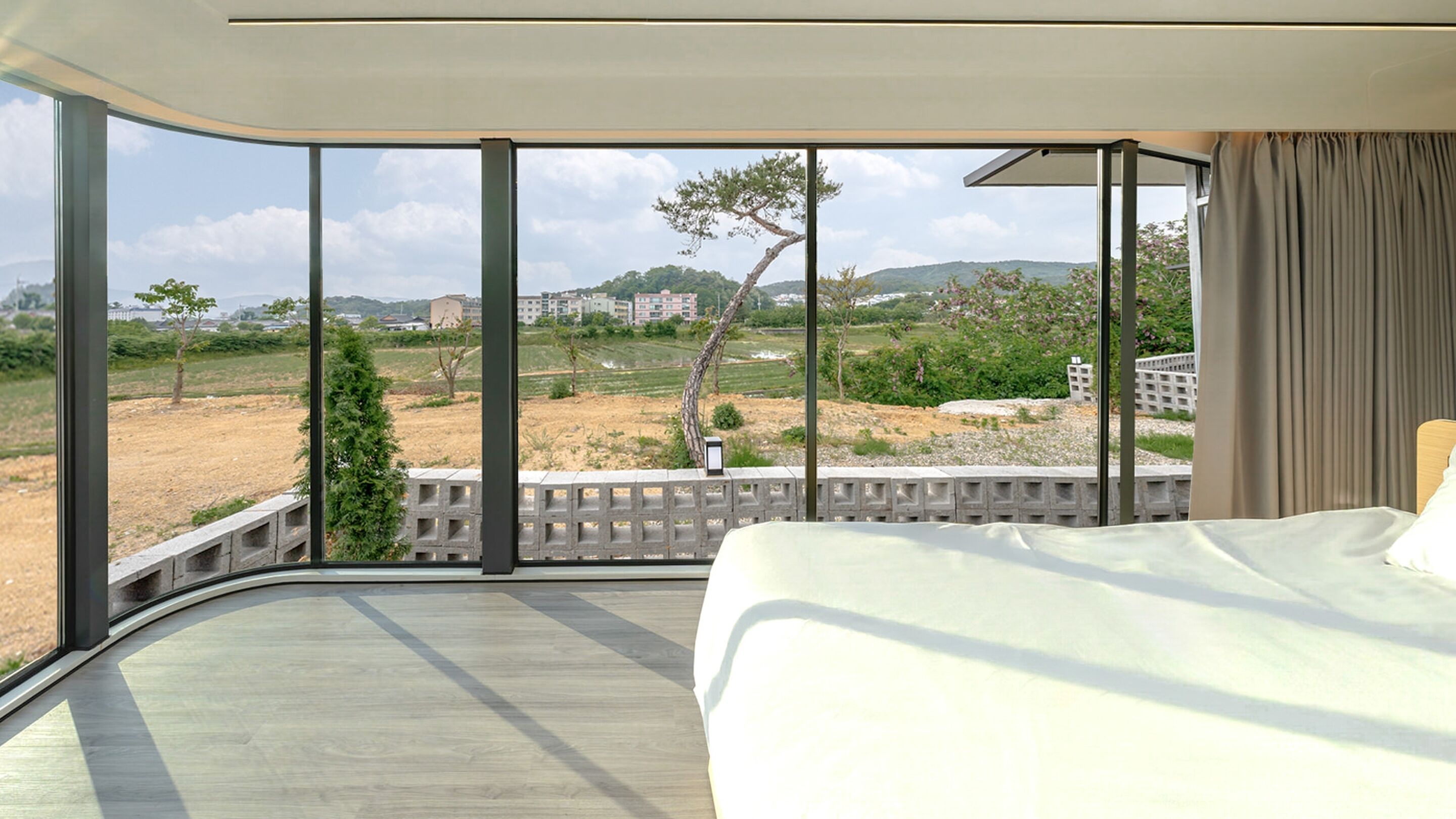 Eenvoudige kamer, 1 slaapkamer (A2(No Kids/Pet/Private BBQ)) | 1 slaapkamer, gratis wifi