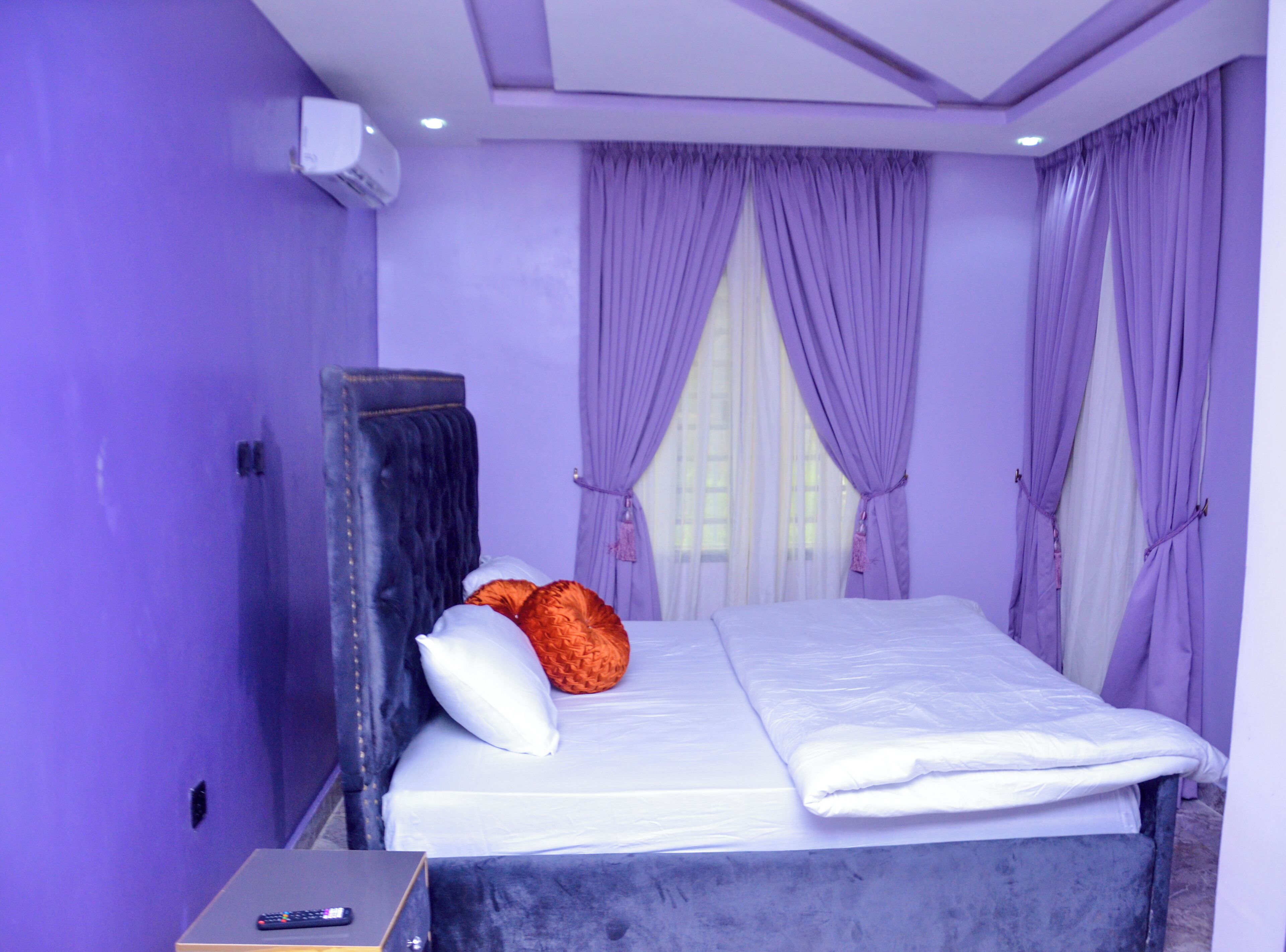 3 chambres, fer et planche à repasser, Wi-Fi gratuit, draps fournis