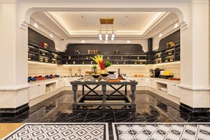 Ókeypis morgunverðarhlaðborð daglega