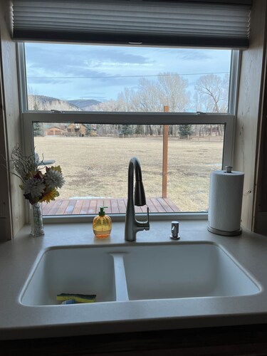 Cozy Cabin with Enclosed Hot Tub in South Fork, CO - STR 1083