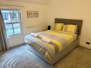 2 Schlafzimmer, Bügeleisen/Bügelbrett, kostenloses WLAN, Bettwäsche