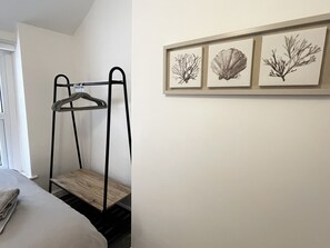 2 bedrooms, iron/ironing board, free WiFi, bed sheets - Coastal 2BR Retreat in Colwyn Bay (Conwy)