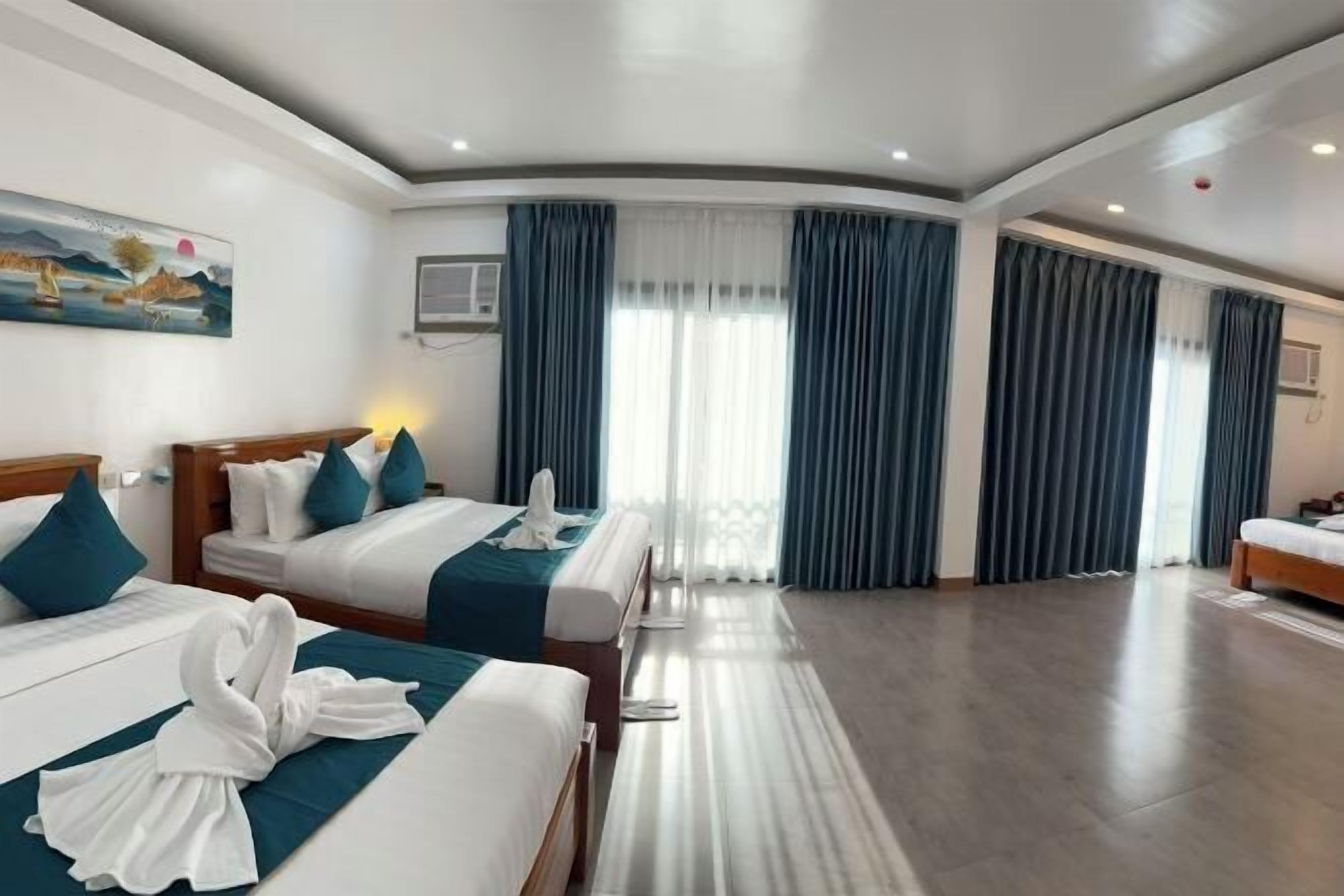 Een bureau, een laptopwerkplek, gratis wifi