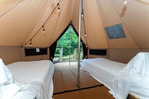 2 bedrooms, iron/ironing board, WiFi, bed sheets - Cabin and Canvas Lakefront Retreat, family, beach, 1dog, fire pit (Eastbook)