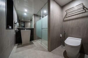 Standard Double Room, City View | Bathroom | Combined shower/tub, free toiletries, hair dryer, slippers