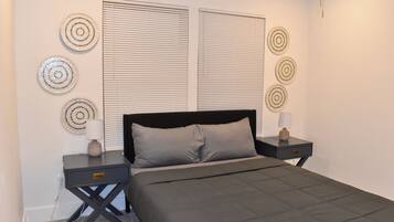 4 chambres, bureau, Wi-Fi, draps fournis