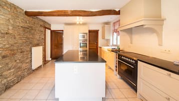 House | Private kitchen