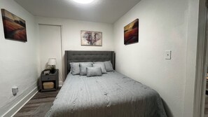 2 camere, ferro/asse da stiro, Wi-Fi, lenzuola