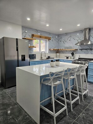 Fridge, microwave, coffee/tea maker, blender