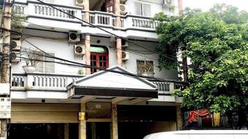 Façana frontal de l'allotjament