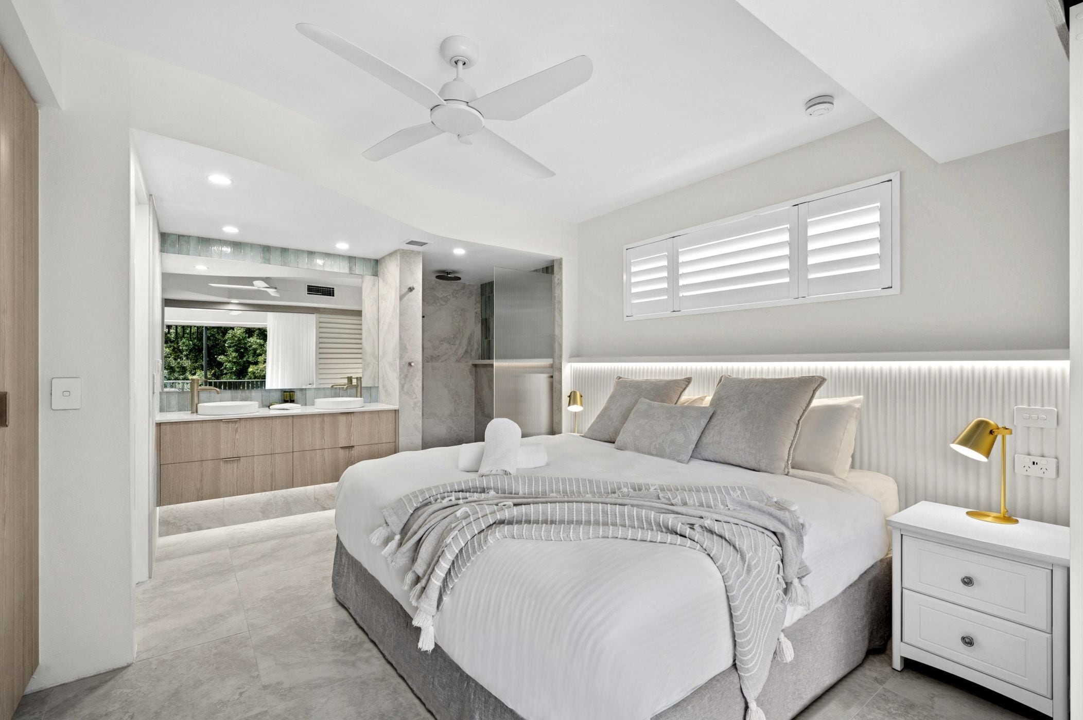Belle Rue 205 - Renovated Two Bedroom Apartment | Iron/ironing board, free WiFi, bed sheets