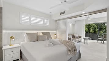 Belle Rue 205 - Renovated Two Bedroom Apartment | Iron/ironing board, free WiFi