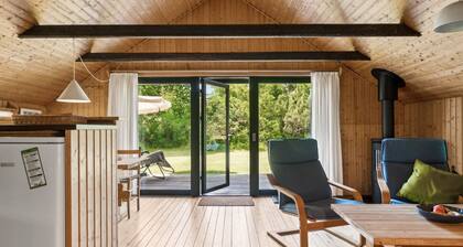 "Urban" - 140m from the sea by Interhome