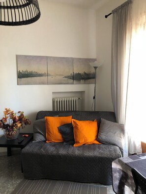 Fernseher, Stereoanlage