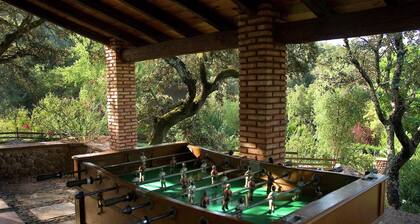 Stone House in Alájar with Valley Views