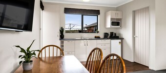 Peaceful Escape in Manutahi – Pet Friendly & Continental breakfast provided