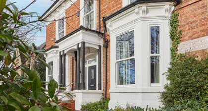 Host Stay Apartment 1 Upton House