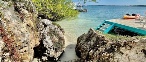 Solsenger og strandhåndklær