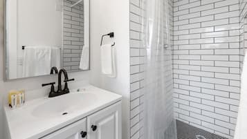 House | Bathroom