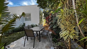 Casa | 2 habitaciones, escritorio y internet