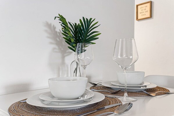 Apartamento | 2 quartos, escrivaninha