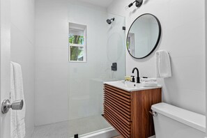 Apartment | Badezimmer