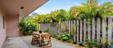 Apartment | 2 Schlafzimmer, Schreibtisch