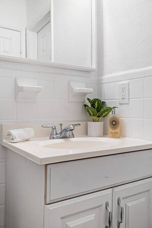 Apartment | Badezimmer