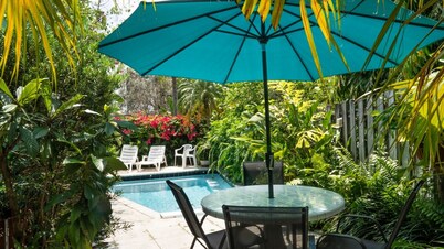 Bright Stylish Apt in Las Olas Blvd Victoria Park