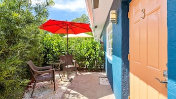 Apartment | 2 bedrooms, desk