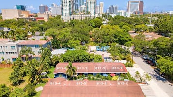 Apartment | 2 bedrooms, desk