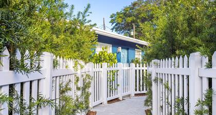 Lovely 2 BR Condo With Free Parking on Premises