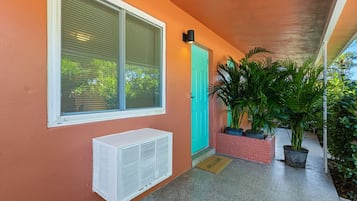 House | 2 bedrooms, desk, high-speed internet