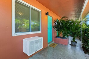 House | 2 bedrooms, desk, high-speed internet - Lake Ridge Villa - Free Parking (Fort Lauderdale)