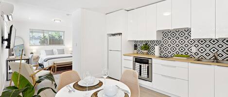 Estudio | Escritorio y internet