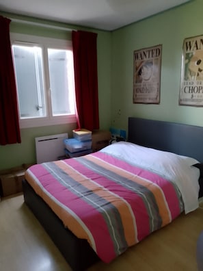 3 Schlafzimmer, Bügeleisen/Bügelbrett, WLAN, Bettwäsche