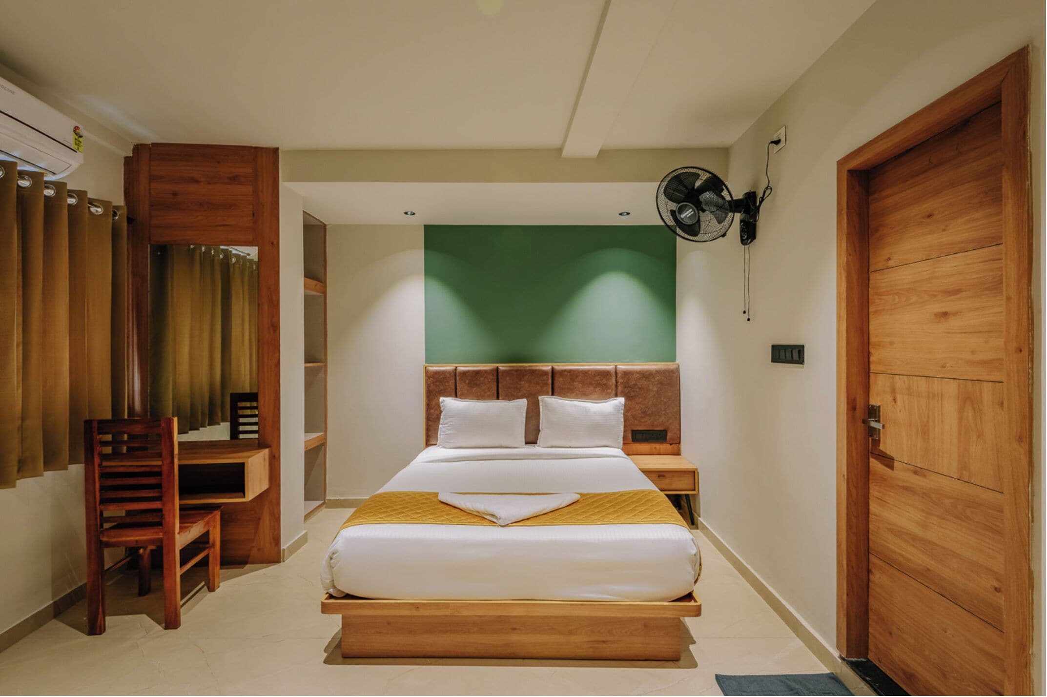 Phòng Deluxe, quang cảnh thành phố | Bộ trải giường bằng vải cotton Ai Cập, bộ đồ giường cao cấp 