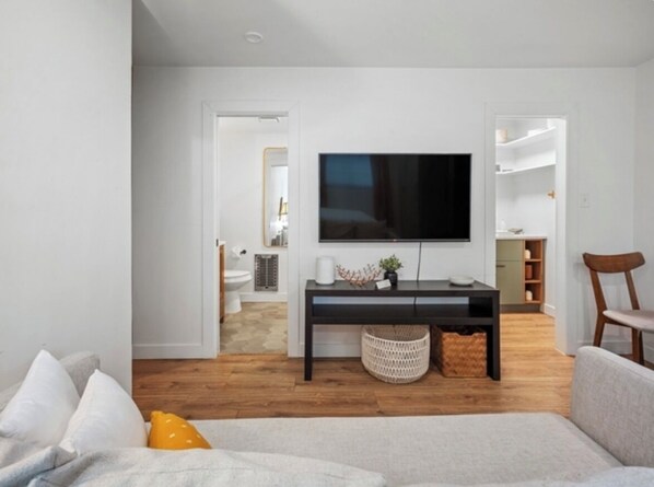 1 室のベッドルーム、アイロン / アイロン台、WiFi、ベッドシーツ