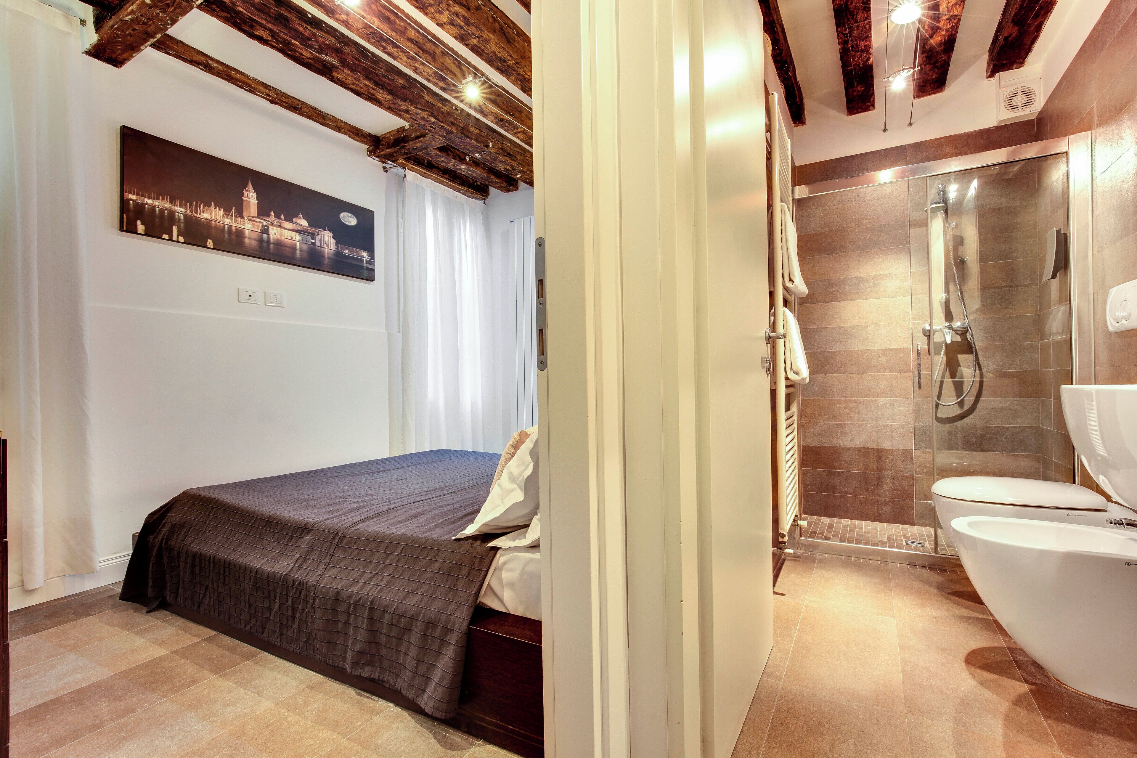 Apartment | Badezimmer