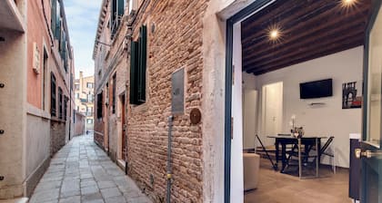I Quattro Mori by Wonderful Italy